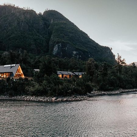 Tawa Refugio Del Puelo Hotel Puelo River Екстериор снимка
