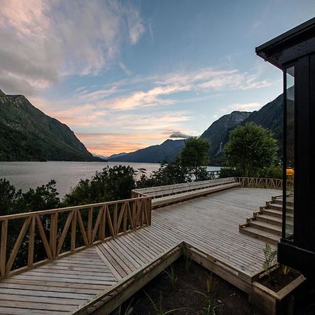 Tawa Refugio Del Puelo Hotel Puelo River Екстериор снимка
